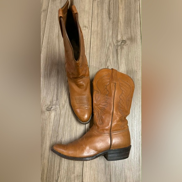Lucchese Men's Brown Leather Cowboy Boots